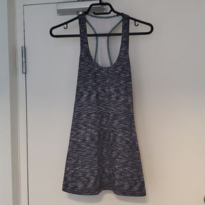Lululemon tank, size 6